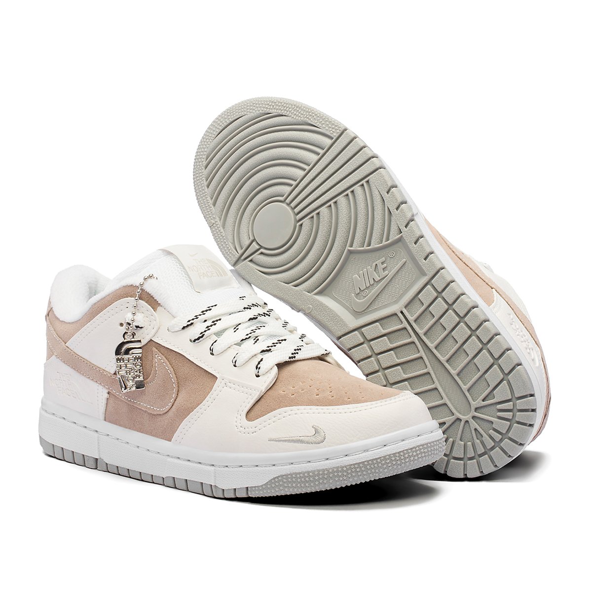 Nike SB Dunk Low X The North Face